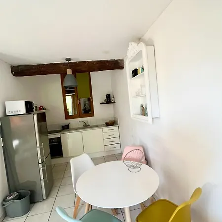 Cote Arenes Apartment
