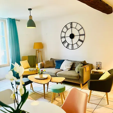 Apartment Cote Arenes Nimes